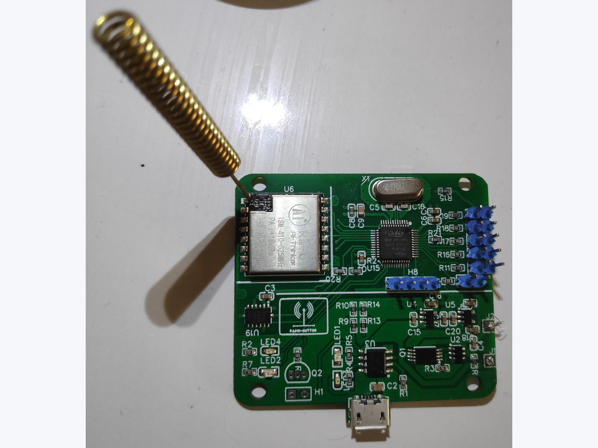 Antenli ve mikro USB bağlantılı Radio-Button elektronik kontrol kartı prototipi